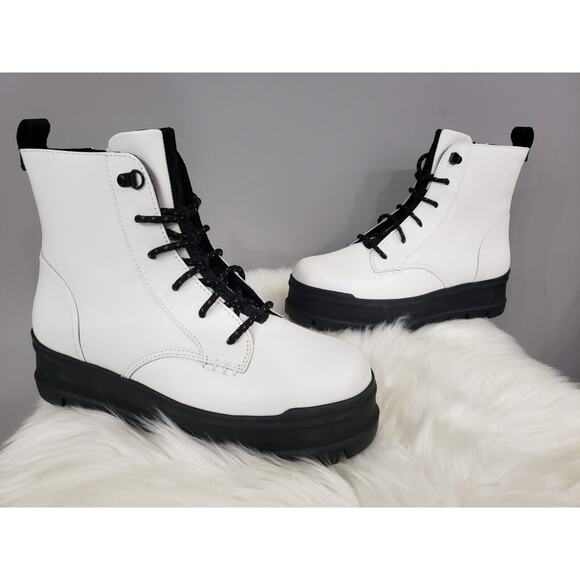 NEW Size 11 UGG Solid White Sidnee Waterproof Platform Lug Combat Boots Punk - Picture 1 of 7